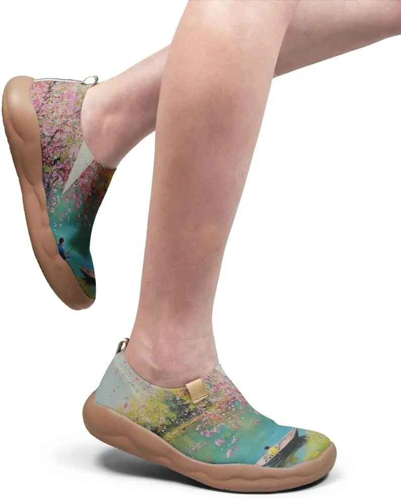 Women's Art Painted Travel Shoes Slip-on Casual Knitted Loafers Light and Comfortable Fashionable Sneakers