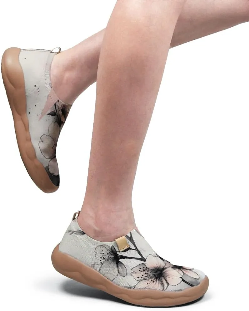 Women's Knitted Slip-on Loafers Comfortable, Light and Fashionable Sneakers Art Painted Travel Shoes
